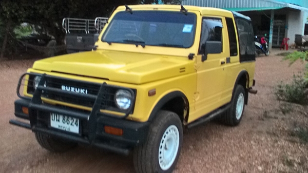 ขาย ซูซกิ 4x4รถฝรั่งใช้มือเดียว ปี 38  สวยที่สุด 100,000 บาท