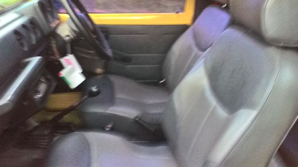 ขาย ซูซกิ 4x4รถฝรั่งใช้มือเดียว ปี 38  สวยที่สุด 100,000 บาท