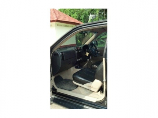 DMAX 4 ประตู SUPPER TITANIUM HILANDER 2.5 MT DMAX 4 ประตู SUPPER TITANIUM HILANDER 2.5 MT