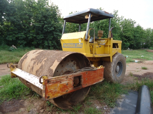 ขายด่วนรถบดVIBROMAX-2000มีเอกสารเล่มทะเบียนสภาพใช้งาน