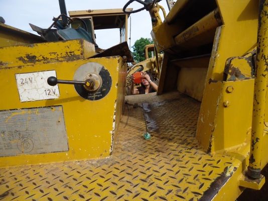 ขายด่วนรถบดVIBROMAX-2000มีเอกสารเล่มทะเบียนสภาพใช้งาน