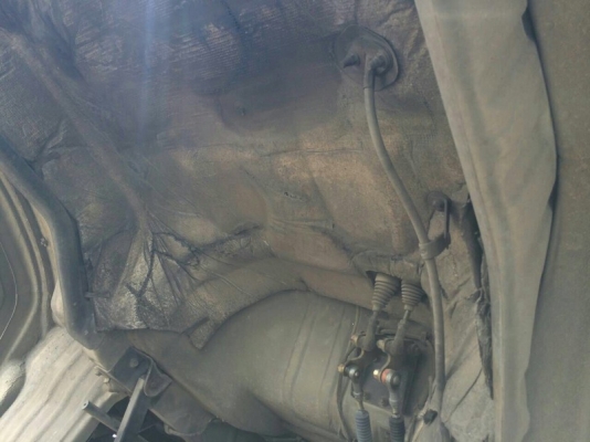 รถฮีโน่ 6 ล้อ ตู้แห้ง FC2W 120 แรงม้า. ปี 38 สนใจติดต่อ 081 - 6079515 รถฮีโน่ 6 ล้อ ตู้แห้ง FC2W 120 แรงม้า. ปี 38 สนใจติดต่อ 081 - 6079515