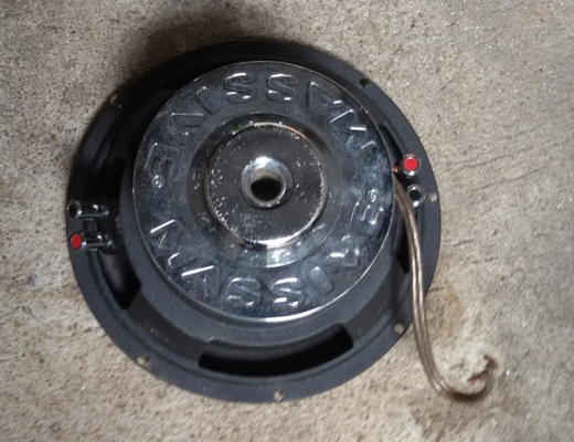 ขายซับ Massive ว๊อยซ์คู่  10 นิ้ว สองพัน