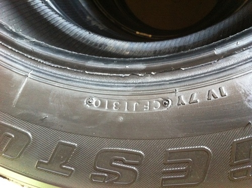 ขายยาง bridgestone 265/65/17 ปี 10