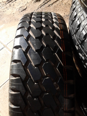 กะทะล้อ 5 รู  ขอบ 14 ของ TOYOTA  ยาง MICELIN สวย หนา 195R14     มี 1 วง   สถาพสวย  TEL.081-427-3941