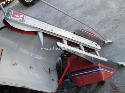 รถเกี่ยวข้าวเดินตาม !!!  MITSUBISHI    MB360   รหัสสินค้า : 14001770   หรือเพิ่มเติมไดที่ www.nihonmono.com