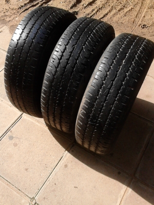 195R14  MICHELIN XCD ปี 2012  มี 3 เส้น   โทร.081-427-3941