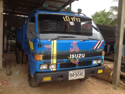 ขายรถพร้อมใช้ดั้มNPR เครื่องดี เฟืองท้ายF แรงดี