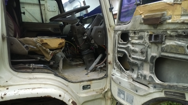 10ล้อดั้มHINO FM226 รถห้างแท้เดิมๆเครื่องEM100...220แรง รถปี*31 รถสภาพดีมาก ยางเต็ม เล่มพร้อม..