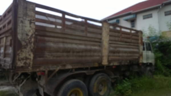 10ล้อดั้มHINO FM226 รถห้างแท้เดิมๆเครื่องEM100...220แรง รถปี*31 รถสภาพดีมาก ยางเต็ม เล่มพร้อม..