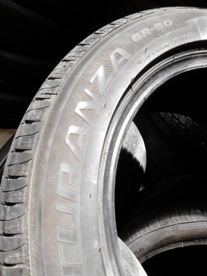 205/55R16 BRIDGESTONE TURANZA GR90 มีชุด 4 เส้น ยางสวย สภาพยังไม่ได้ทำความสะอาด  TEL.081-427-3941