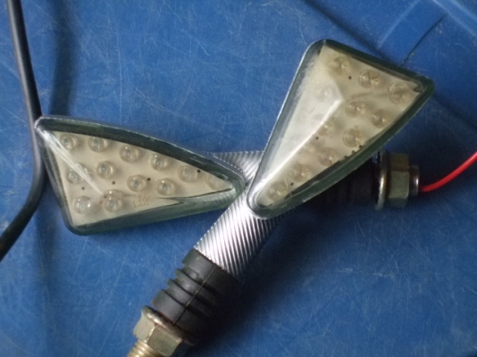 วัดรอบ ไมล์ ไฟเลี้ยว LED