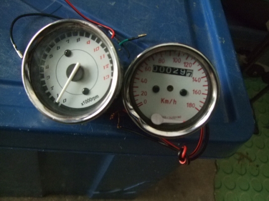 วัดรอบ ไมล์ ไฟเลี้ยว LED