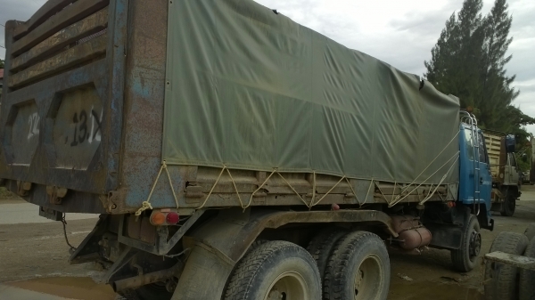 10ล้อดั้มเพลาเดียว คัสซีJCM เครื่องEH700..168แรง ช่วงล่างฟูโซ่ วางหัวร็อคกี้(ลูกผสมแต่ดีมาก...เล่มพร้อม)