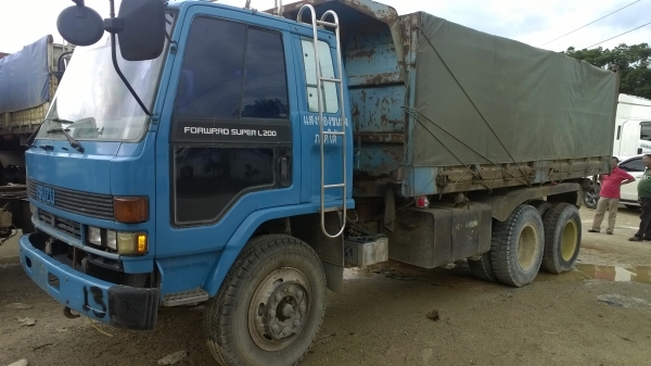 10ล้อดั้มเพลาเดียว คัสซีJCM เครื่องEH700..168แรง ช่วงล่างฟูโซ่ วางหัวร็อคกี้(ลูกผสมแต่ดีมาก...เล่มพร้อม)