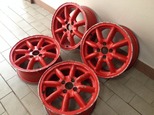 กล้วย BR แท้ญี่ปุ่น4รู100ขอบ15นิ้วกว้า6นิ้วครึ่งอ๊อฟ40สภาพเดิมๆยุ่น