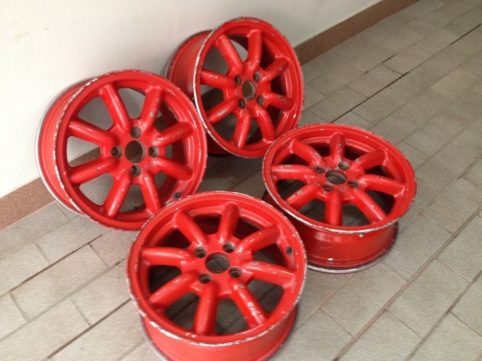 กล้วย BR แท้ญี่ปุ่น4รู100ขอบ15นิ้วกว้า6นิ้วครึ่งอ๊อฟ40สภาพเดิมๆยุ่น