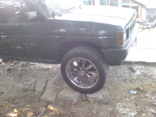 ขายแม็ก 20" หน้า8.5 หลัง9.5 แบล็กโคม พร้อมยางปี11 สถาพใหม่ๆ