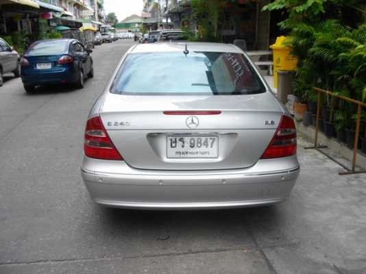 ขาย Benz E240 2.6 AVANTGRADE (W211) Full Option ปี04 รถบ้านใช้เอง ไมล์ 88000 ไร้ริ้วรอย ไม่เคยชน 869000 บาท