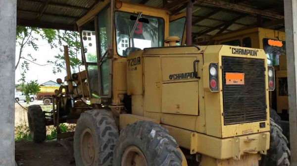 ขายรถเกรดCHAMPION 720A seriesIII สภาพสวยพร้อมใช้ เล่มทะเบียนพร้อม ราคาต่อรองได้ ติดต่อได้ที่คุณ อ๊อฟ พิจิตร 086-737-9991 ขายรถเกรดCHAMPION 720A seriesIII สภาพสวยพร้อมใช้ เล่มทะเบียนพร้อม ราคาต่อรองได้ ติดต่อได้ที่คุณ อ๊อฟ พิจิตร 086-737-9991