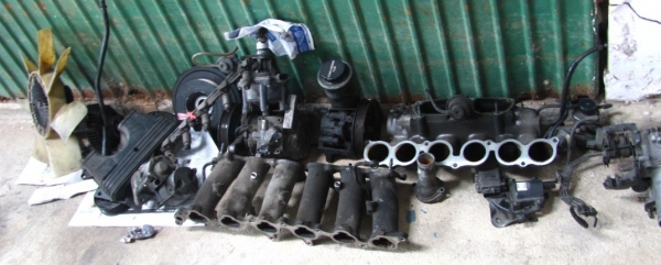 แยกขายเครื่องยกลง 2J-ge ขายอะไหล่ทุกช้น