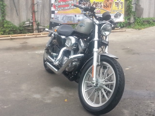 วุฒินนบุรี// ขาย ดาว H D สปอดเตอร์ 883 ปี 2010 สภาพใหม่มากทะเบียนแท้