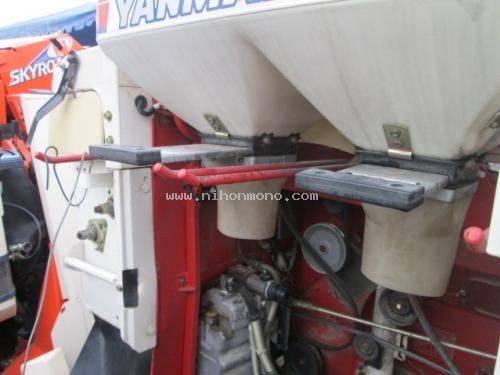 รถเกี่ยวข้าวนั่งขับ!!!   YANMAR   CA125     รหัสสินค้า : 14001809   หรือเพิ่มเติมไดที่ www.nihonmono.com