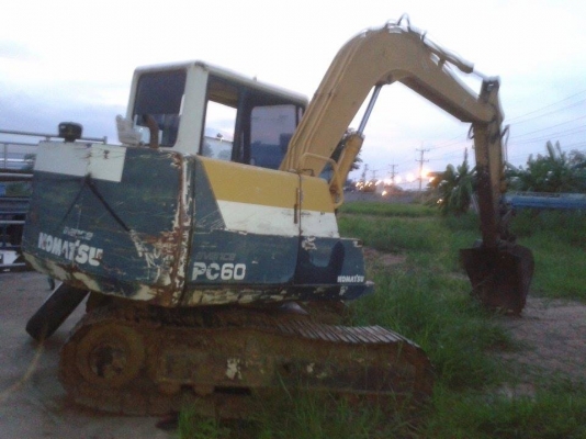 ขายKOMATSU.PC60 รุ่น6 สภาพสวยใช้น้อย