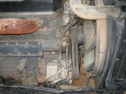 ดั้มพ์ตากลม   เครื่อง  195 แรง  ราคา  740,000 บาท //  ลด  720,000 บาท