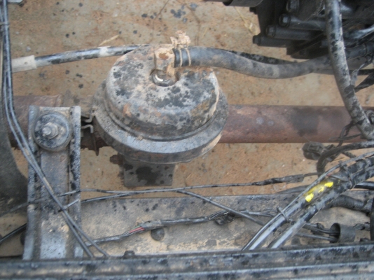 ดั้มพ์ตากลม   เครื่อง  195 แรง  ราคา  740,000 บาท //  ลด  720,000 บาท