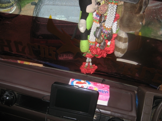 ดั้มพ์ตากลม   เครื่อง  195 แรง  ราคา  740,000 บาท //  ลด  720,000 บาท