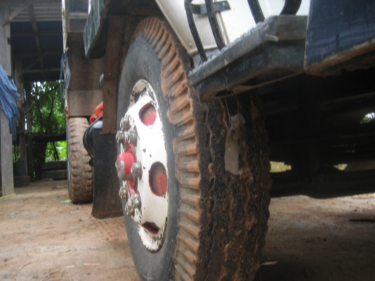 ดั้มพ์ตากลม   เครื่อง  195 แรง  ราคา  740,000 บาท //  ลด  720,000 บาท