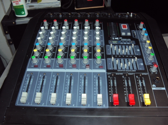 ขายมิกปรับเครื่องเสียงใหม่ไม่ได้ใช้งานอยากขายสนใจติดต่อสรกฤช 091-8892274   0860767308