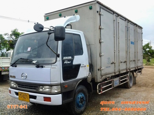 ขายด่วน รถบรรทุก 6 ล้อ HINO FC4J 140 แรง สมอเงิน รถห้างแท้  ตู้แห้ง 10 บาน ยาว 5.5 M สภาพสวยพร้อมใช้งาน ราคาสุดคุ้ม