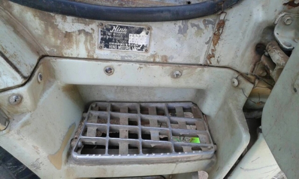 รถฮีโน่ 10 ล้อดั้ม FM3M 240 แรงม้า. ปี 38 สนใจติดต่อ 081 - 6079515 รถฮีโน่ 10 ล้อดั้ม FM3M 240 แรงม้า. ปี 38 สนใจติดต่อ 081 - 6079515