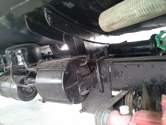 ขายรถหกล้อบรรจุน้ำ ISUZU NPR59PU5M เครื่อง 4BE1-110 แรง รถห้าง บรรจุ 3,000 ลิตร