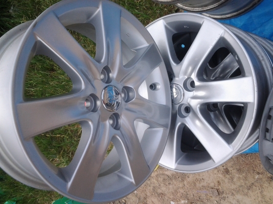 ล้อแม็ก vios ขอบ15 4รู100