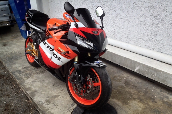 ***ขาย Cbr600RR ปี05 ทะเบียนไม่ขาดต่อ ค่ะ***