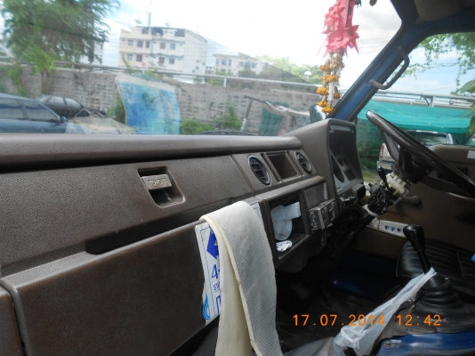 ขาย รถบรรทุก 6ล้อกลาง ขาย รถบรรทุก 6ล้อกลาง