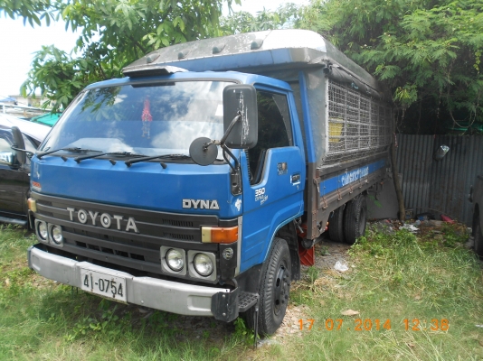 ขาย รถบรรทุก 6ล้อกลาง ขาย รถบรรทุก 6ล้อกลาง