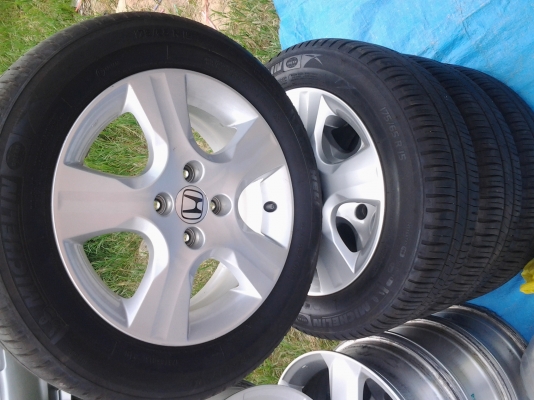 ล้อแม็ก honda 4 รู 100 ขอบ15