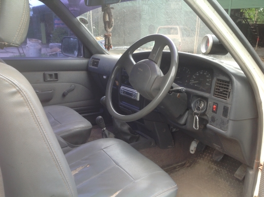 ขายรถtoyota LN106