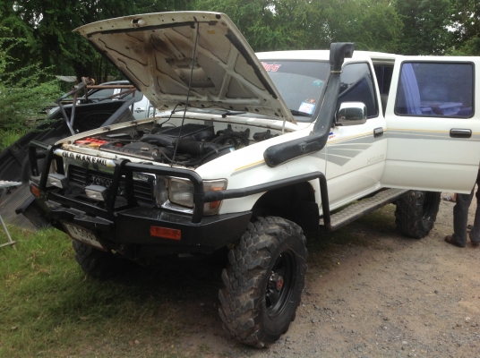 ขายรถtoyota LN106