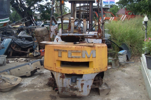 * ขายรถโฟล์คลิฟท์ TCM 2.5 ตัน เครื่องโตโยต้า ติดแก๊ส