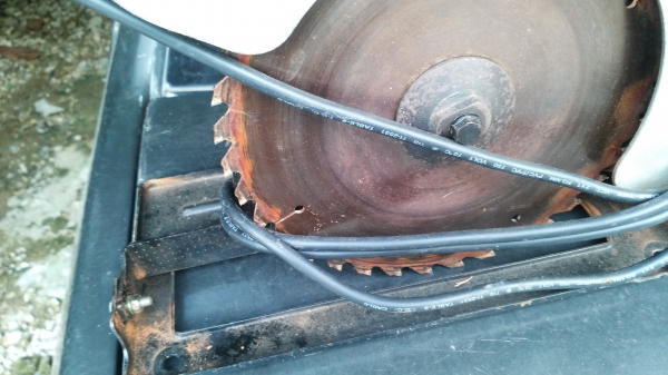 ขายวงเดือน makita 10"