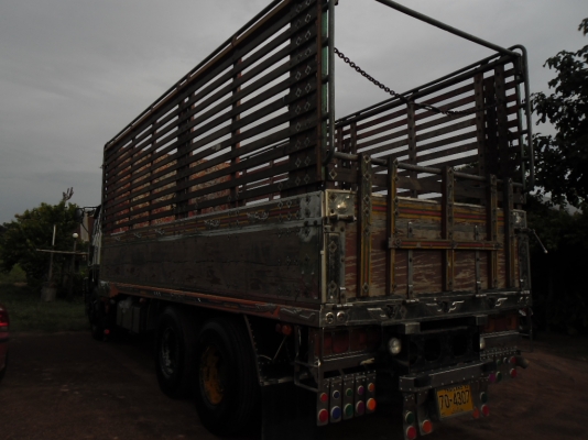 ด่วนถูกๆราคาต่อรอได้ ขายรถบรรทุก 10 ล้อบรรทุกเพลาเดียว HINO FM 2 K สวยๆพร้อมสุดๆ