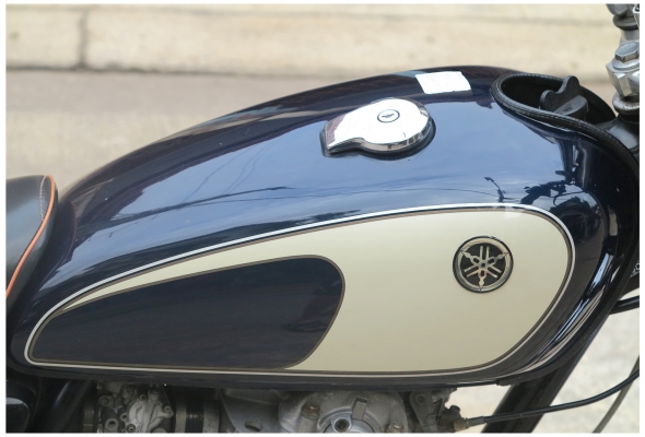 Yamaha SR 400 --- รูปเพียบ!! (เลขเครื่องยนต์เต็ม) Yamaha SR 400 --- รูปเพียบ!! (เลขเครื่องยนต์เต็ม)