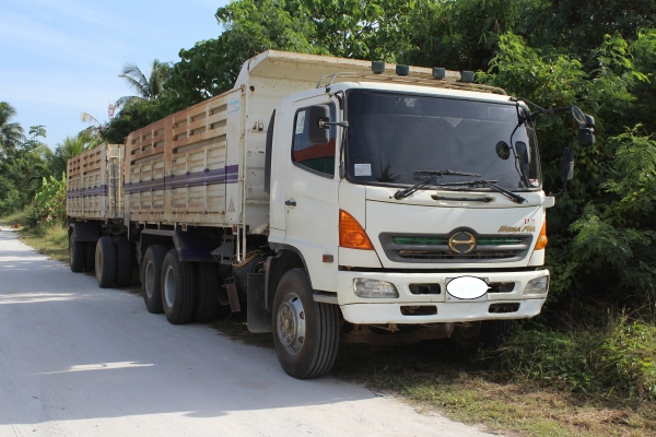 ขายครับ HINO MEGA 260 HP ปี 48 สดผ่อนสนใจโทรมาคุยได้0892456875
