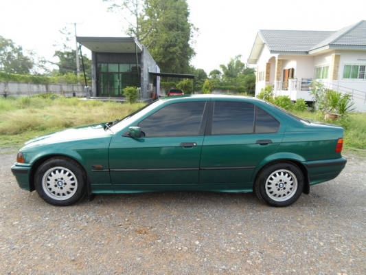 ขายรถ BMW 325 ia