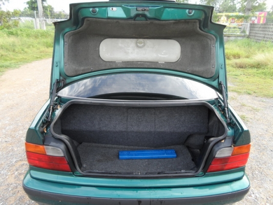 ขายรถ BMW 325 ia